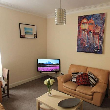 Entire Apartment In Edinburgh Eksteriør bilde