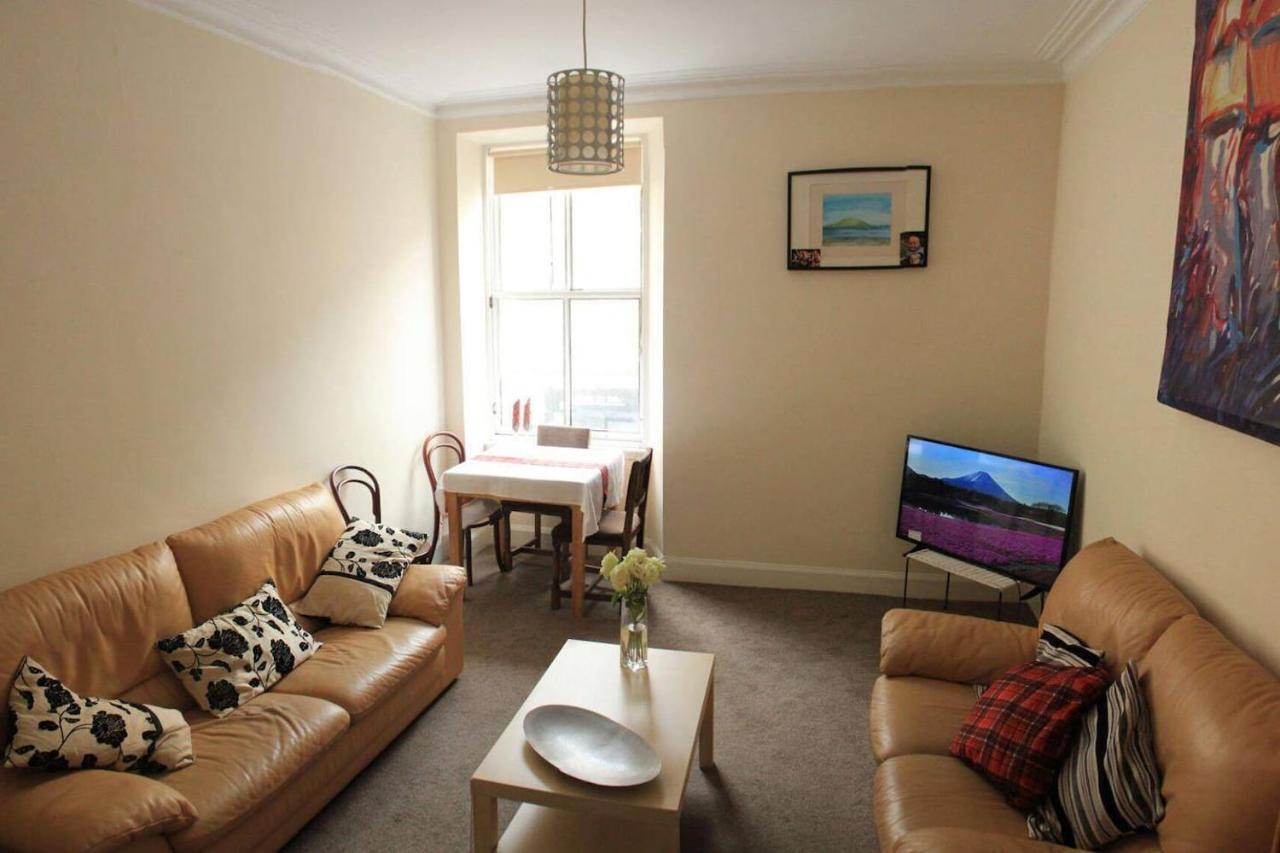 Entire Apartment In Edinburgh Eksteriør bilde
